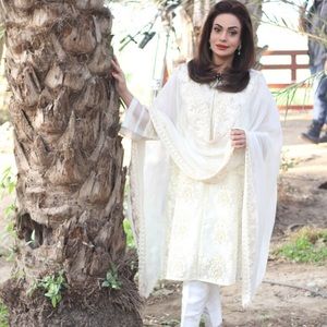 Meet your Posher, Noreen